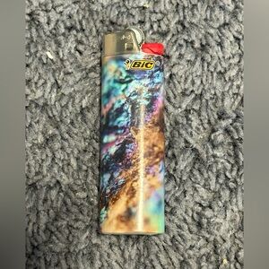 NWT Bic cool rock looking lighter